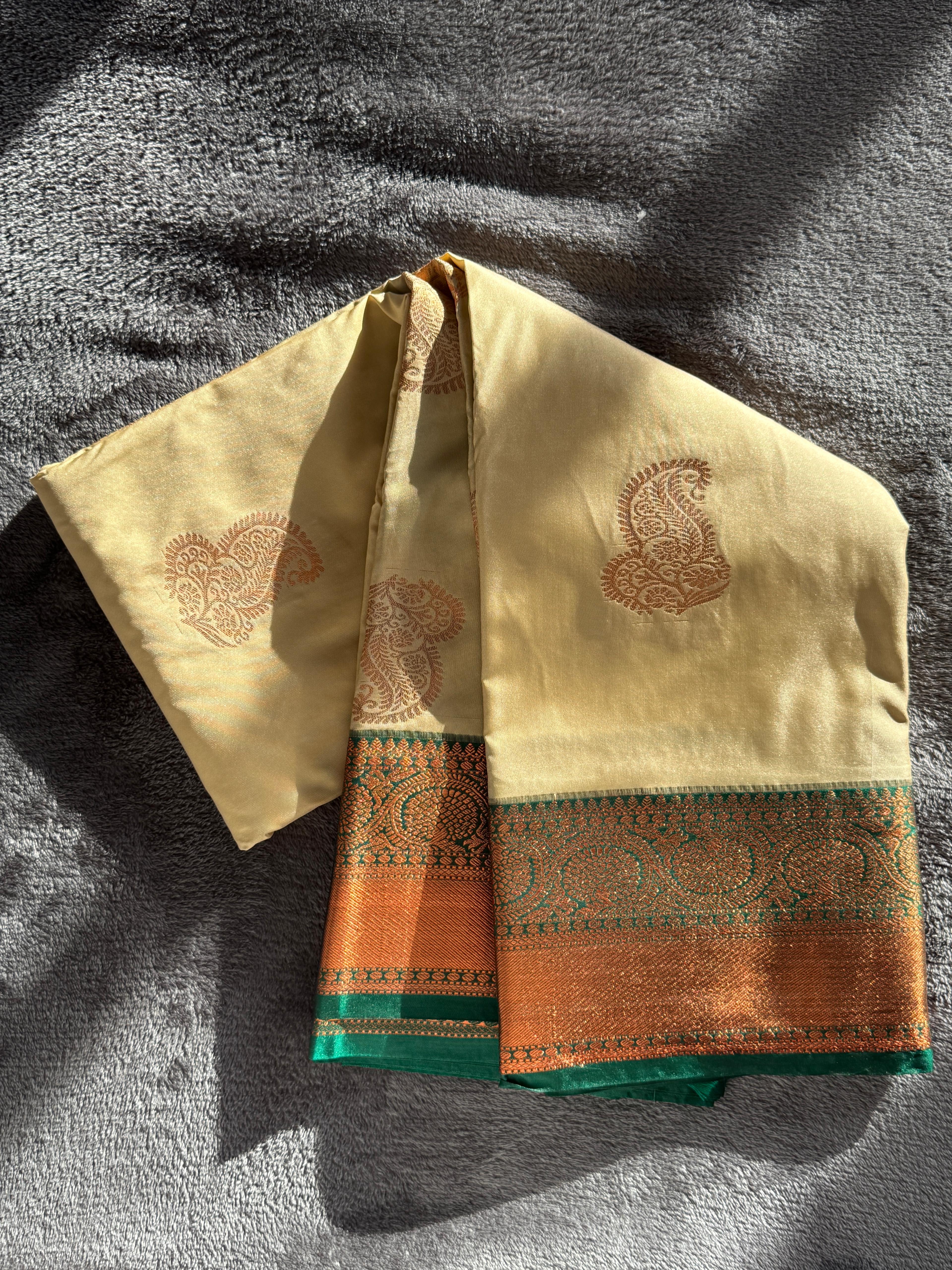 Sandstone Whisper – Beige & Rust Temple Weave