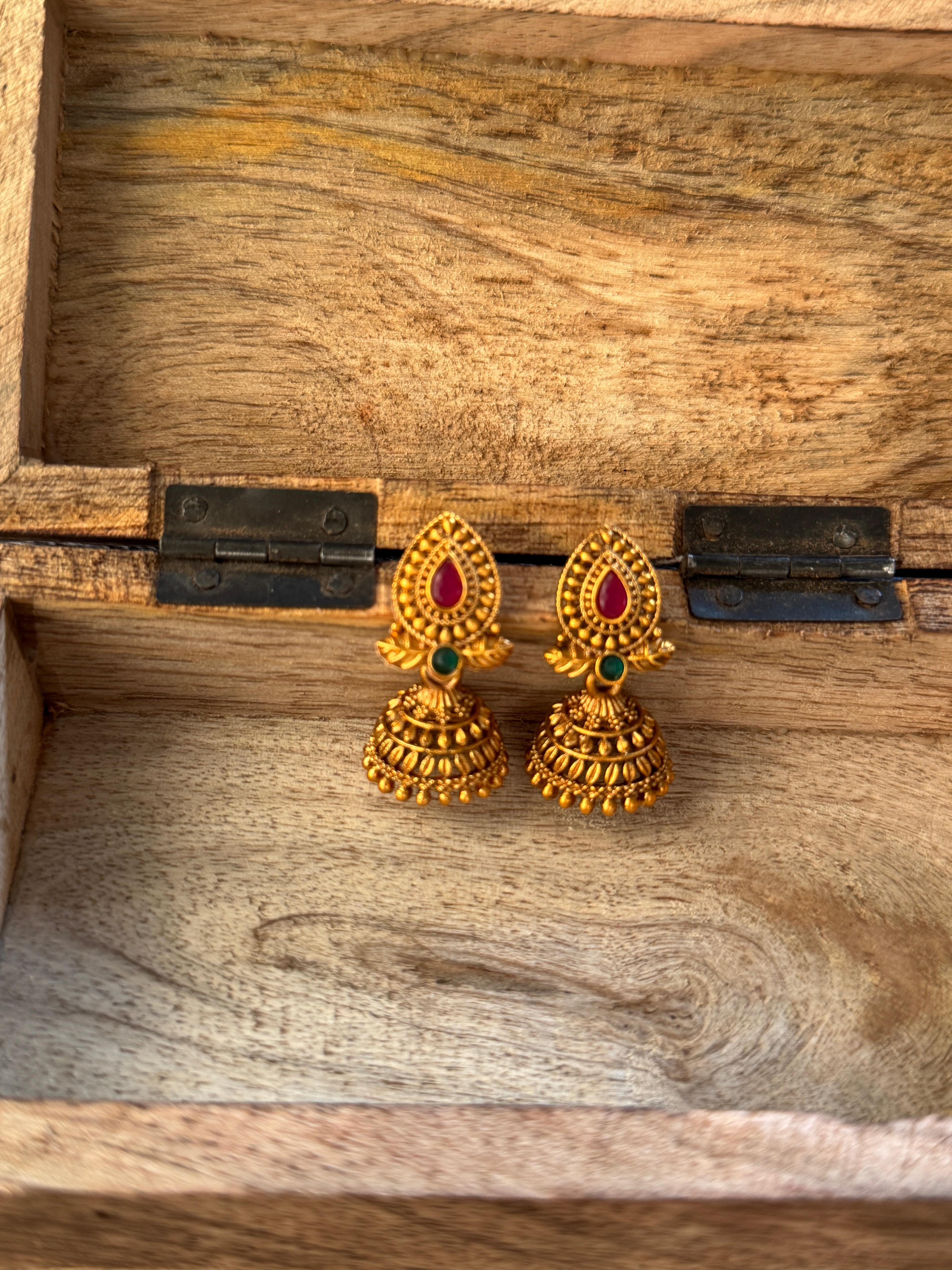 Vaibhavi – Mango Motif Jhumkas